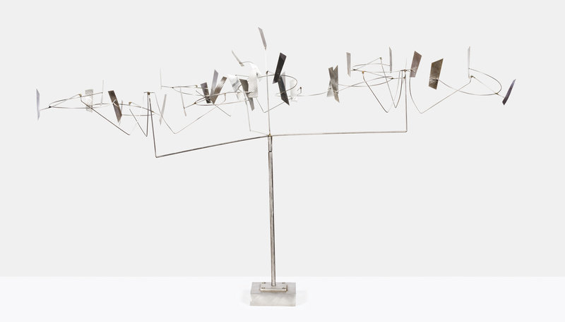 George rickey, nebula iii, 1989, stainless steel, unique,24 x 38 x 36 in., 61 x 96.5 x 91.4 cm