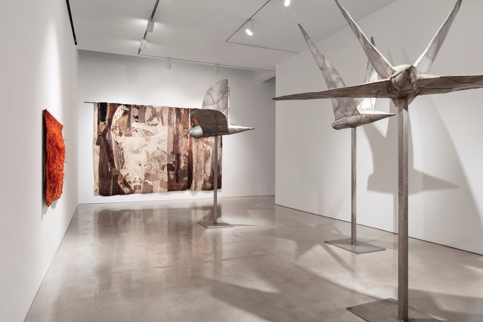Installation view 3 by magdalena abakanowicz and anselm kiefer marlborough new york